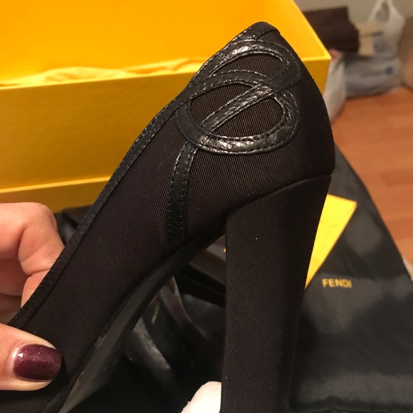 Fendi shoes - Picture 2 of 6